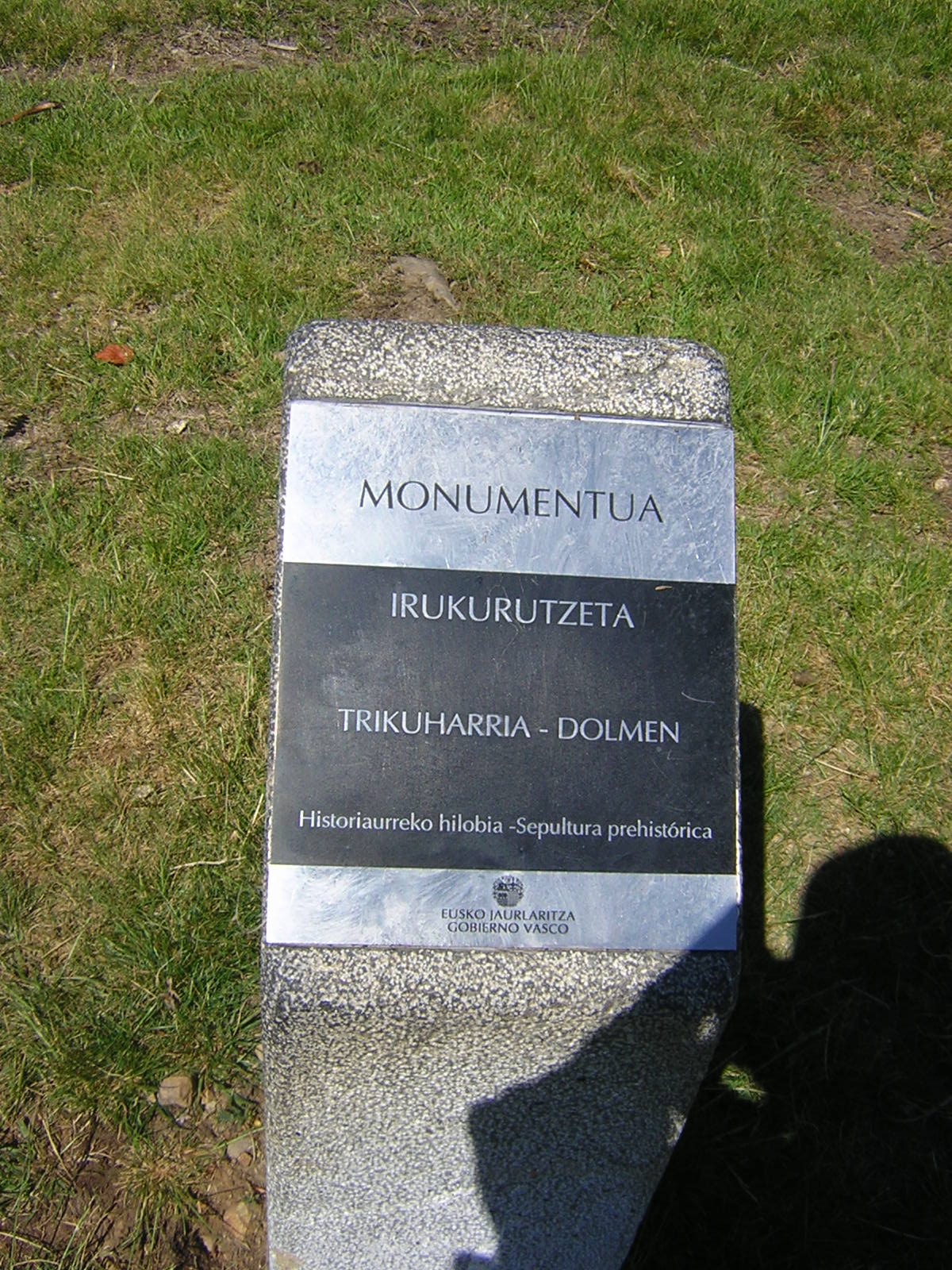 Dolmen Irukurutzeta Trikuharria